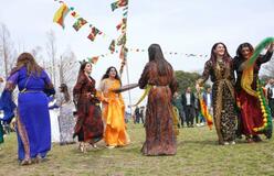 埼玉でクルドの新春祝う祭り開催