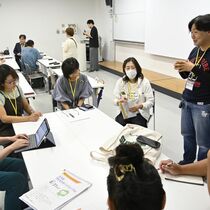 子ども食堂や不登校支援　団体の垣根越え、悩みを共有　宇都宮でフォーラム