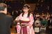 卒業証書を受け取る卒業生たち