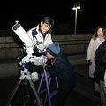 冬の星をのぞいてごらん 那須塩原・西那須野図書館で観望会 親子ら40人が星空楽しむ