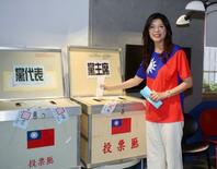 台湾、国民党トップに鄭麗文氏