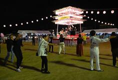 八木節の団体や歌手ら２０組競演　