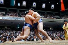 大の里首位、１４日目にも優勝