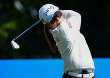 佐久間朱莉が単独首位