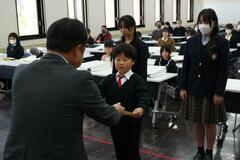 入賞者らを表彰　