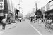 1971年に市中心部の荒町通りで行われた歩行者天国（市提供）