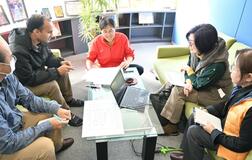 １２カ国の食、衣装集結