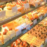 甘くない実情に悲鳴　コスト高、ケーキ直撃　聖夜控え県内洋菓子店