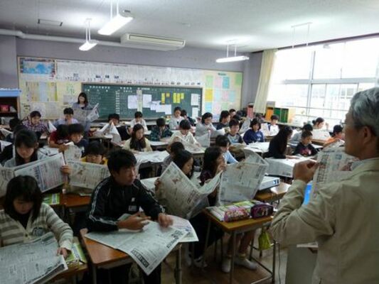 新聞が届くまでを解説　宇都宮市豊郷中央小