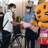 自転車マナー向上へ　県警が啓発や指導強化　自転車とヘルメットは「ワンセ…