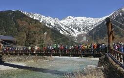 温暖化、上高地のサルにも影響
