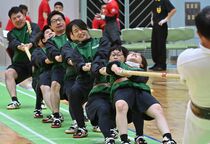 国体公開競技の綱引き大田原で開幕　100日前イベントも