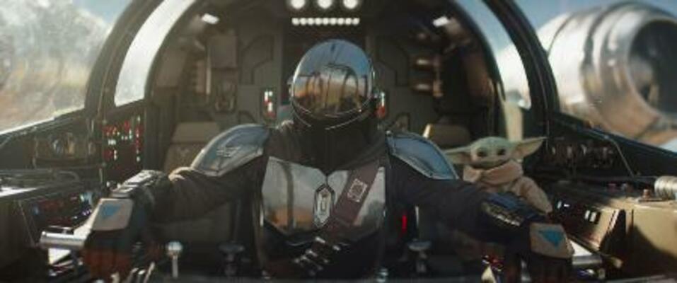 　映画「スター・ウォーズ　マンダロリアン・アンド・グローグー」より