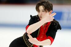 中田が男子SP首位、蛯原3位