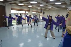 Ｃ＆Ｋダンスで応援　小山市職員
