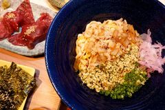【ミヤコレ】こだわりの特製調味料　かまたまうどん（今日、うどん）