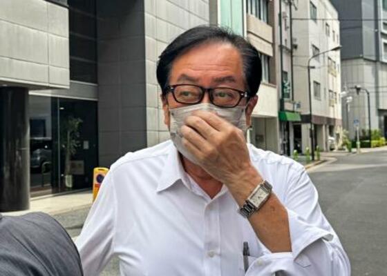 　石井章元参院議員＝３０日午前、東京都内