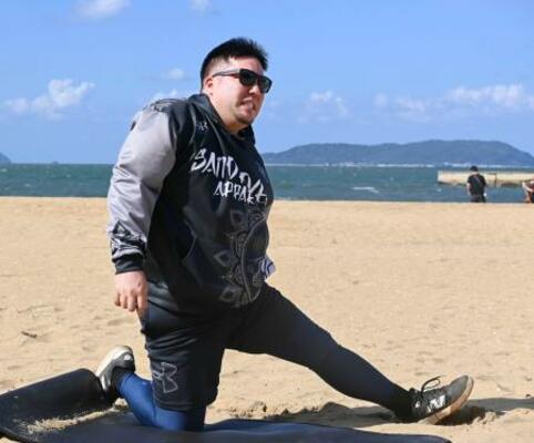 　来季に向けて早くも始動したソフトバンクの山川＝福岡市