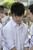 　千葉県警佐倉署に入る山本裕也容疑者＝１０日午前８時４８分