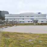 ナカニシ、中間期と通期の純利益を下方修正