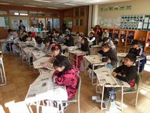見出し作り大変／栃木市国府南小