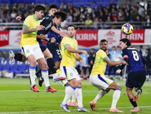 サッカー国際親善試合の日本―ブラジル戦。日本代表は14度目の対戦で初勝利を挙げた=2025年10月、東京・味の素スタジアム