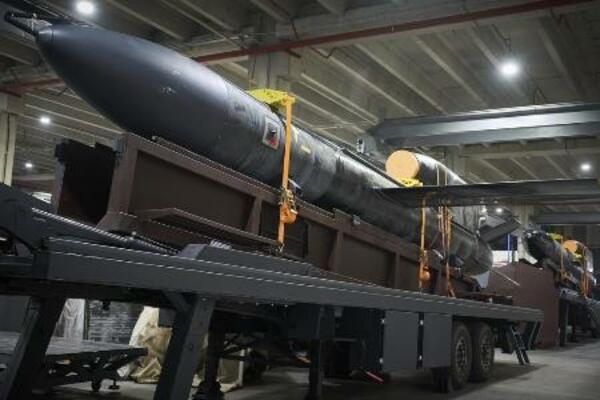 　ウクライナ開発の新型巡航ミサイル「フラミンゴ」＝８月１４日（ＡＰ＝共同）