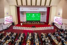 越境データ関税交渉難航