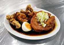 【食べた？】トロッ、カリッ人気コンビ　厚チャーシュー鳥から　竹清食堂（那須塩原）