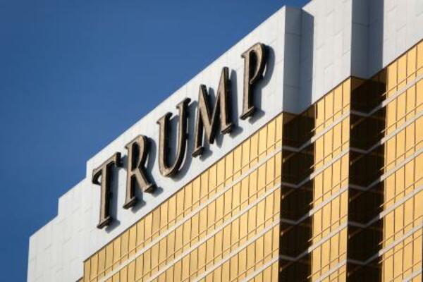 米西部ラスベガスにある「トランプ・インターナショナル・ホテル」=3月11日(ゲッティ=共同)