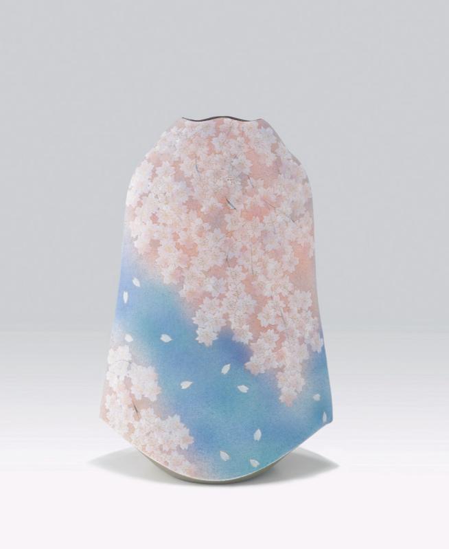 桜の美しさ繊細に 益子の陶芸家島田恭子さん 都内で11日から個展