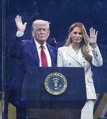 米著名司会者の降板要求