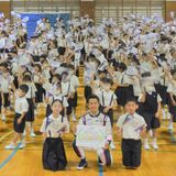 母校・作新学院訪れ児童と交流　レーシングドライバー山本選手