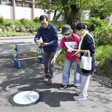 「大関和」記念碑周辺でおもてなし　大田原の観光ボランティアがガイド　県内外から１日100人以上の観光客