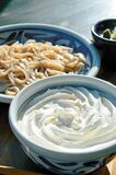 蔵次郎+百次郎白いカレーうどん