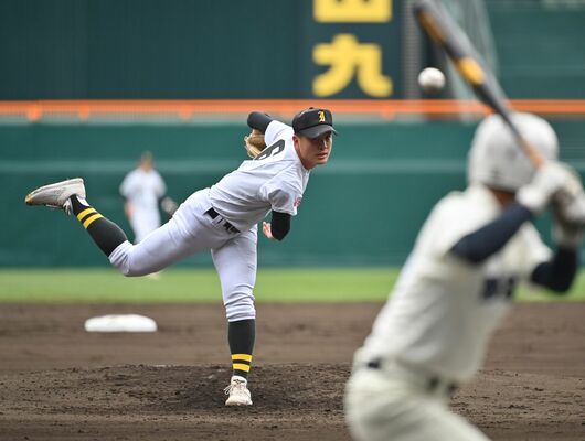２回戦石橋－能代松陽　先発し７回０／３を投げ抜いた石橋の入江＝甲子園