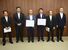 早川市長（右から３人目）と環境保全協議会のメンバーが出席した締結式