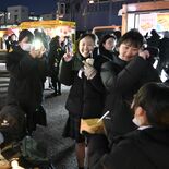 「赤城おろし」ニモマケズ　足利でキッチンカーフェス盛況　高校生グループ…