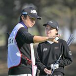 キャディーはプロゴルファーの叔父　辻結名（佐野日大高出身）、二人三脚で…