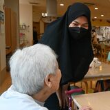 「このままでは立ちゆかなくなる」　外国人受け入れ、近県に遅れ　県内介護現場