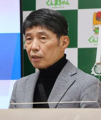 記者会見で前立腺がんを公表した群馬県の山本一太知事=29日午後、群馬県庁