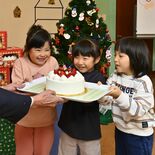 お菓子の城那須ハートランド、園児にクリスマスケーキをプレゼント