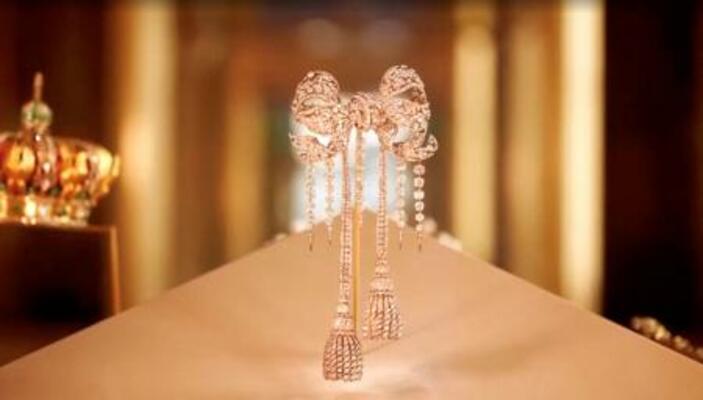　パリのルーブル美術館で盗まれたナポレオン３世妃が着用したブローチ（ルーブル美術館提供・ロイター＝共同）