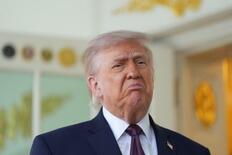 キリスト風画像に批判