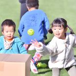 野球の楽しさ知って　宇都宮・フェスタに2500人　ＧＢ選手らがコーチ