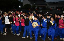 強風に負けず35km完歩　大田原高伝統の「強歩」
