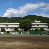 さよなら旧足利高　９月１日に現校舎で「お別れ会」　校庭や体育館など同窓生に公開