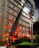 京都市営住宅で火災、男性死亡