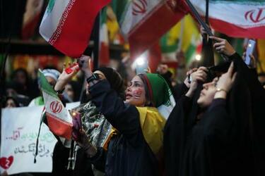 イランが報復警告、不測の事態も