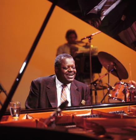 オスカー・ピーターソン(ゲッティ=共同)